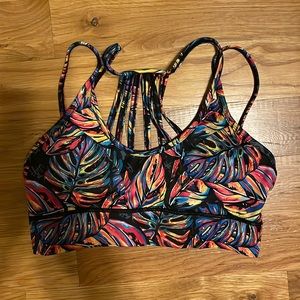 CVG sports bra small